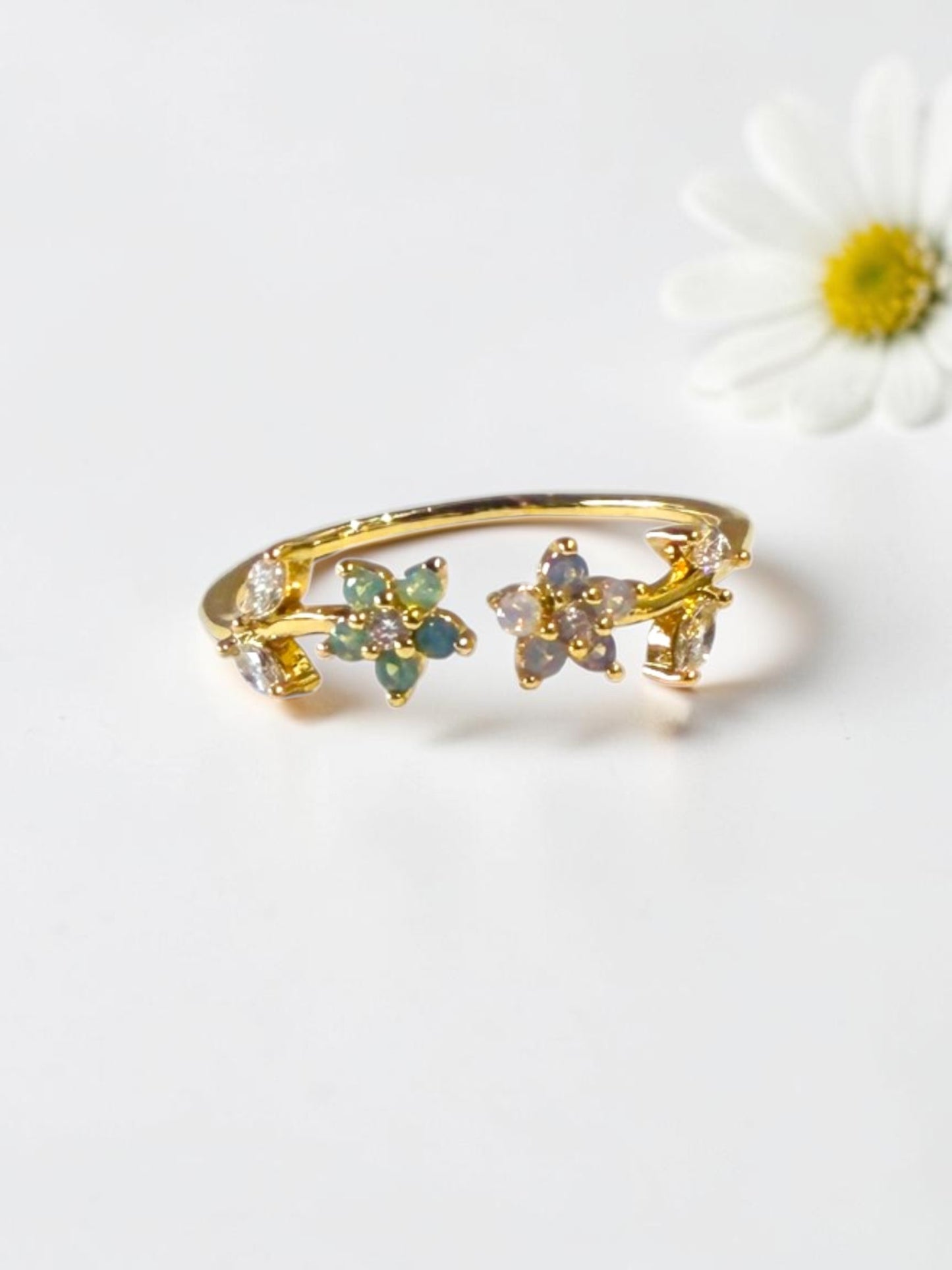 GREEN-PURPLE DIAMOND EVANGE RING
