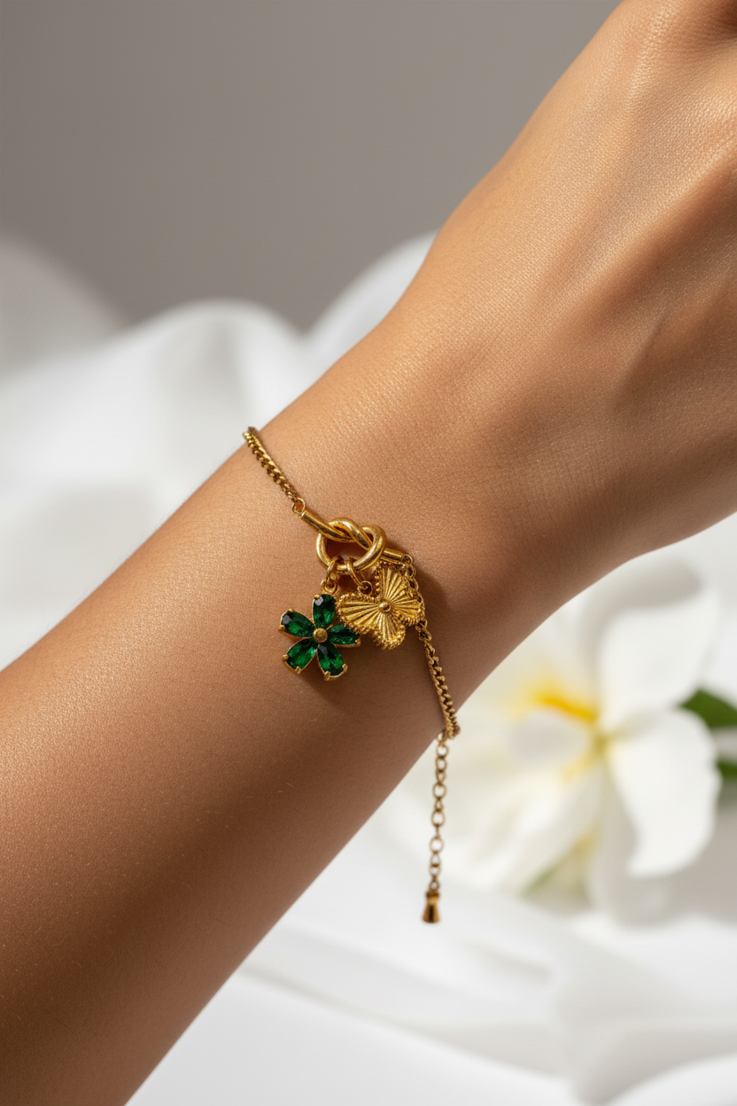 GREEN CHARM BANSIE BRACELET