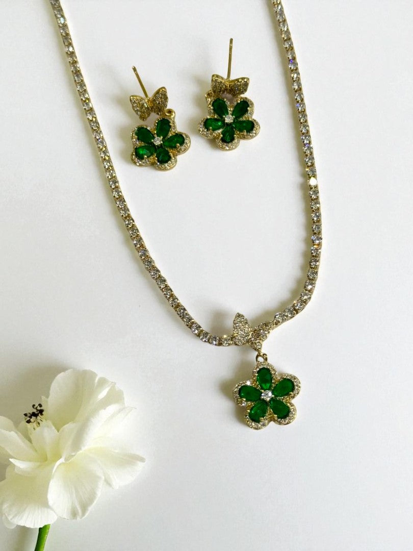GREEN DIAMOND FLOWER JUDSONA NECKLACE SET