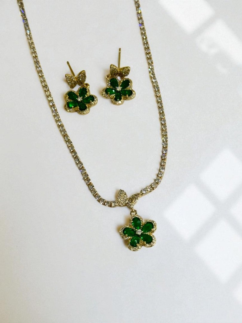 GREEN DIAMOND FLOWER JUDSONA NECKLACE SET