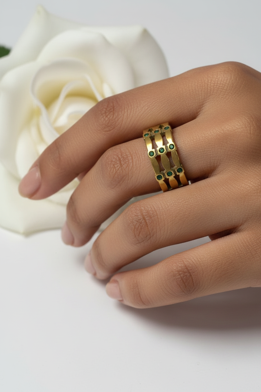 GREEN DIAMOND JULIA RING