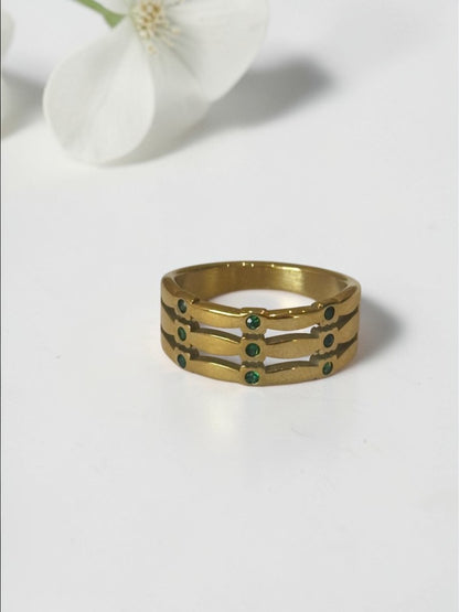 GREEN DIAMOND JULIA RING