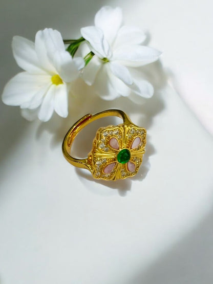 GREEN DIAMOND MARTIN RING