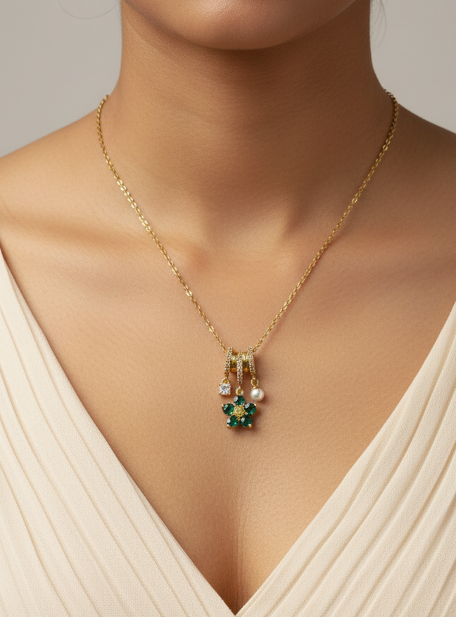 GREEN FLORAL AILANY NECKLACE