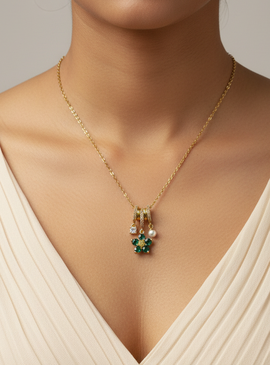 GREEN FLORAL AILANY NECKLACE