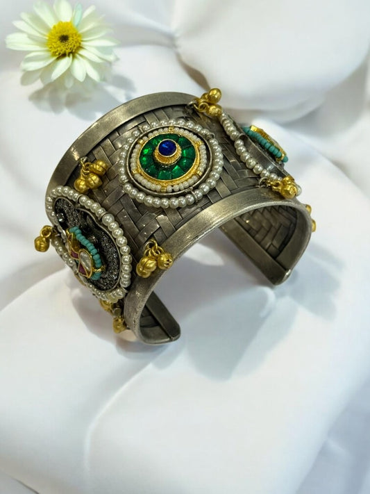 GREEN MOTIF AKSHA GERMAN SILVER CUFF