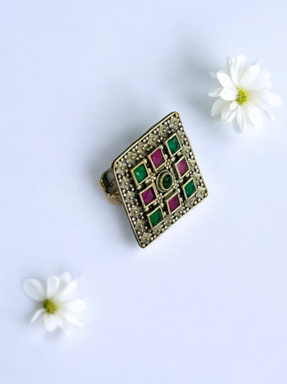 GREEN PINK ISHANI GERMAN SILVER RING