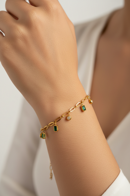 GREEN RECTANGULAR STONE EKAANY BRACELET