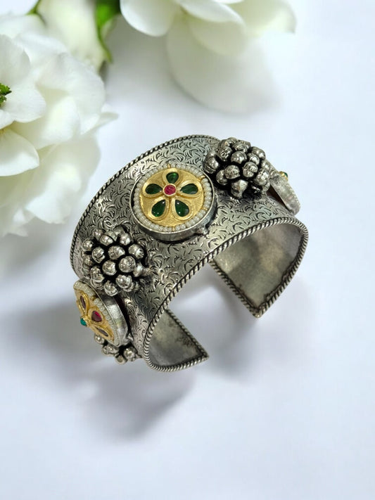 GREEN RED KRITI GERMAN SILVER BANGLE
