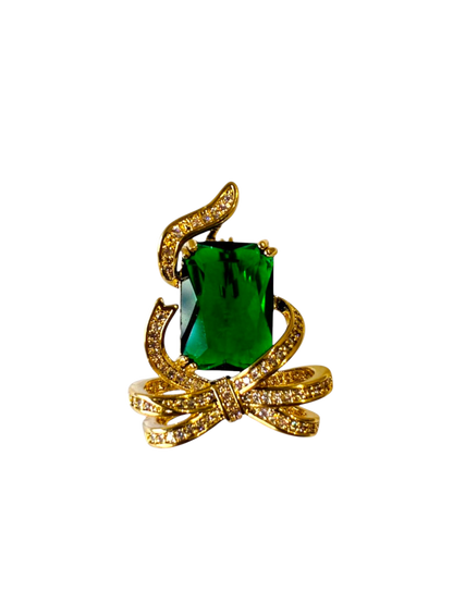 GREEN STONE CELESYA BROOCH