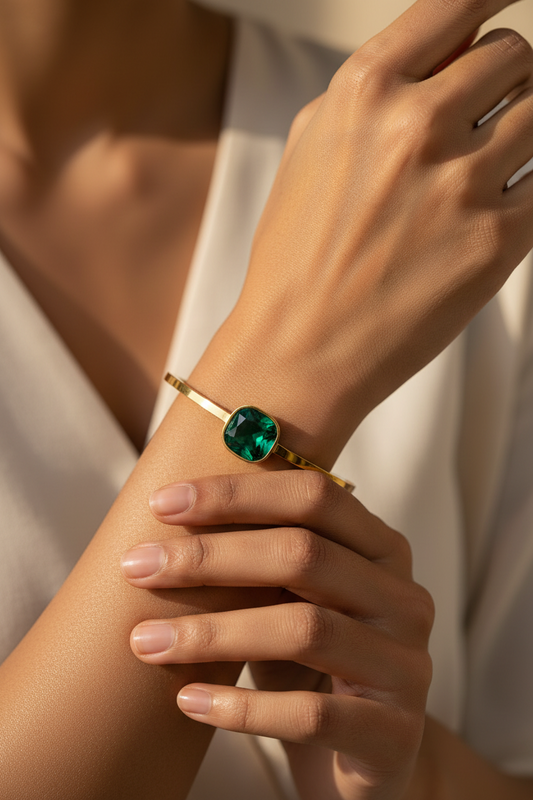 GREEN STONE KYLIE BRACELET