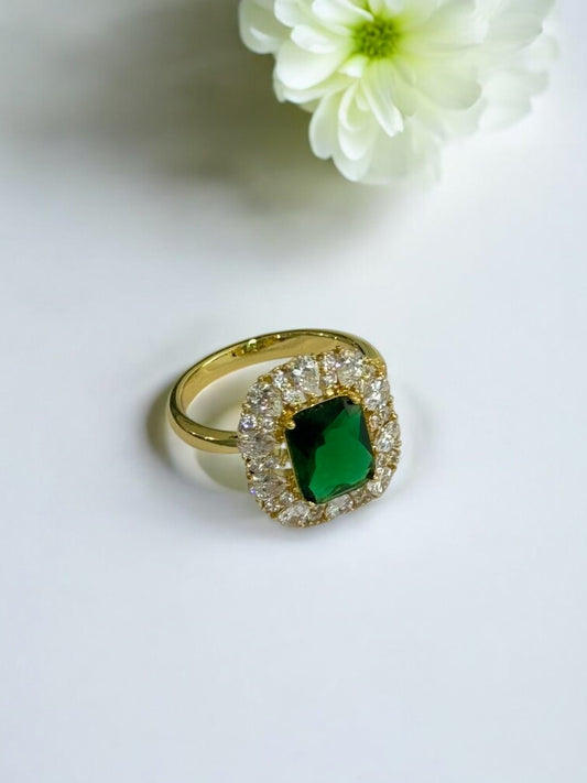 GREEN STONE MYLO RING