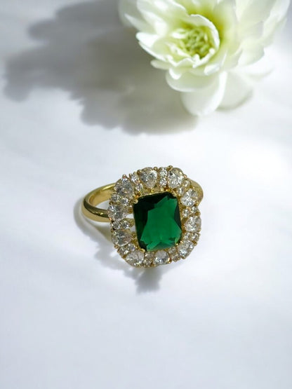 GREEN STONE MYLO RING
