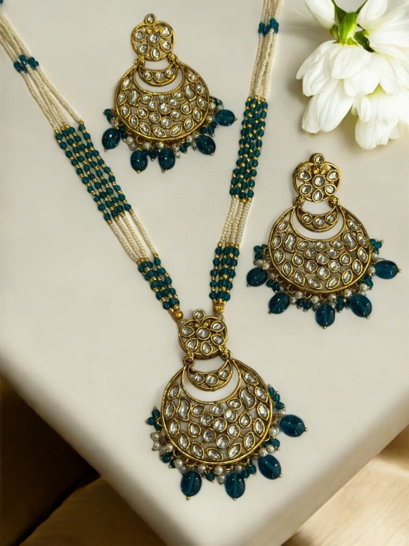 WHITE AND GREEN MALA WITH KUNDAN PENDENT WITH HANGING GREEN BEADS AND MATCHING EARRING
