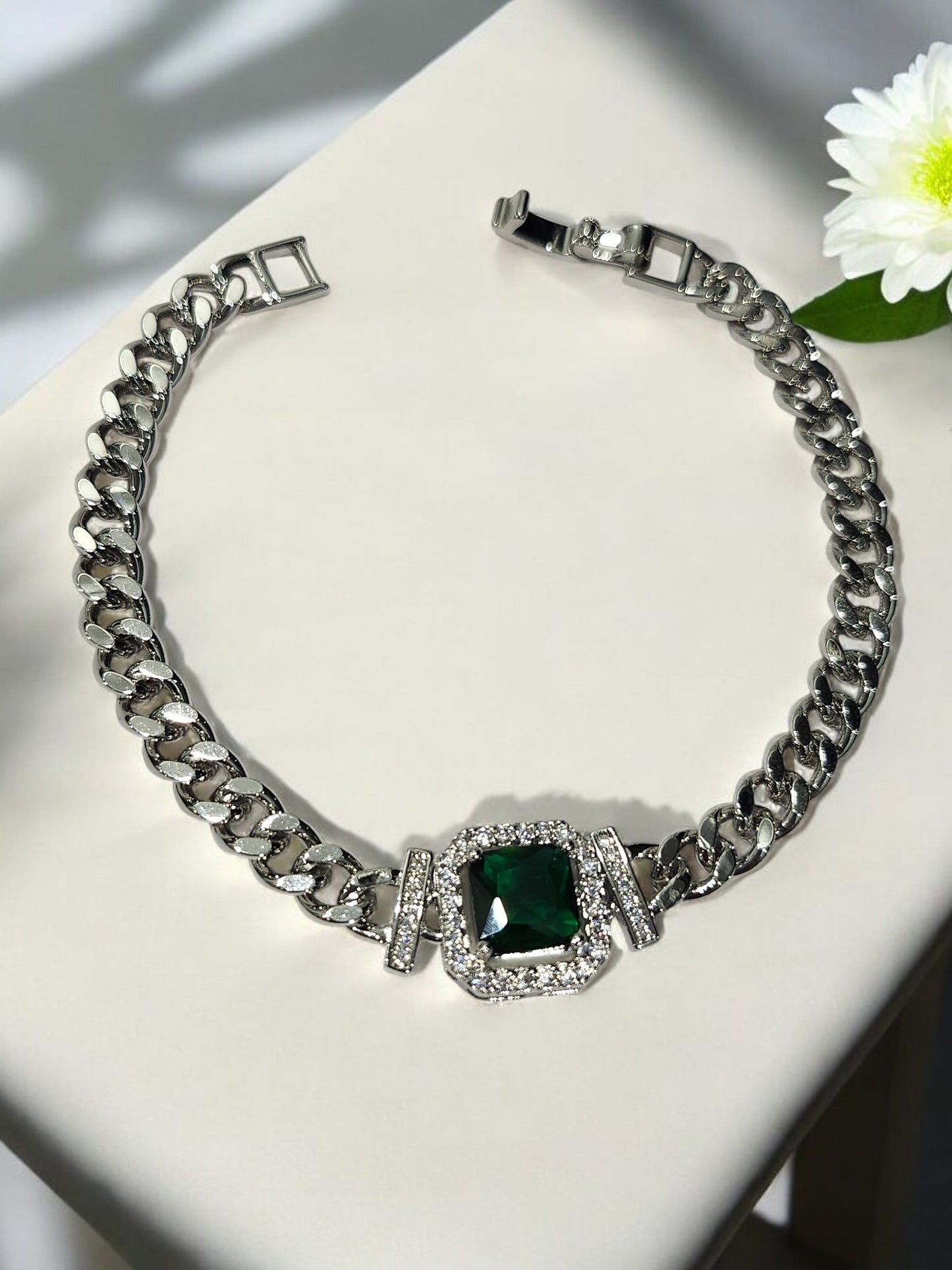 SILVER CHAIN BRACELET WITH GREEN STONE AND DIAMOND