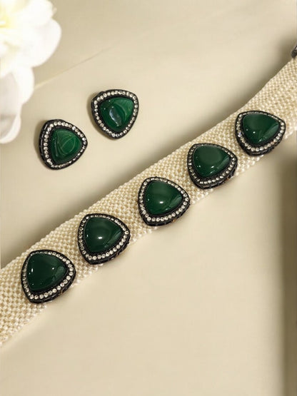 WHITE BEADS CHOAKR WITH GREEN TRIANGULAR STONE AND EARRING