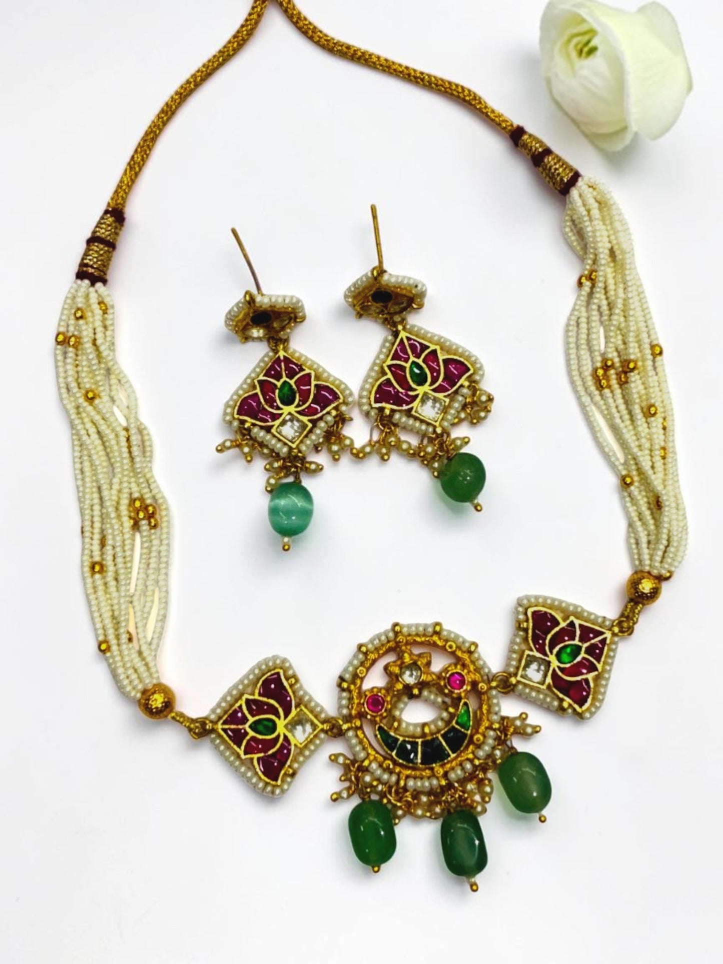 GREEN AMRUTA HERITAGE JEWELLERY SET