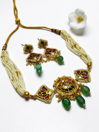 GREEN AMRUTA HERITAGE JEWELLERY SET