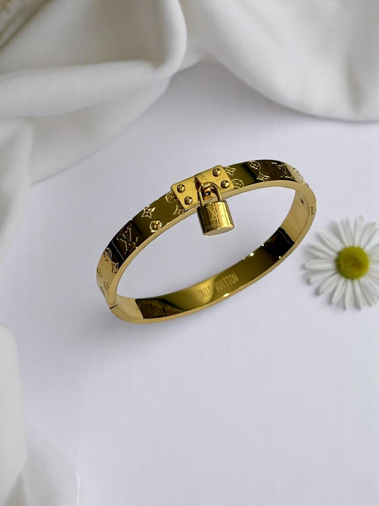 GOLDEN LV LOCK CREW BRACELET