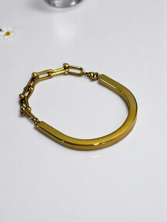 GOLDEN TIFFANY AVERIE BRACELET
