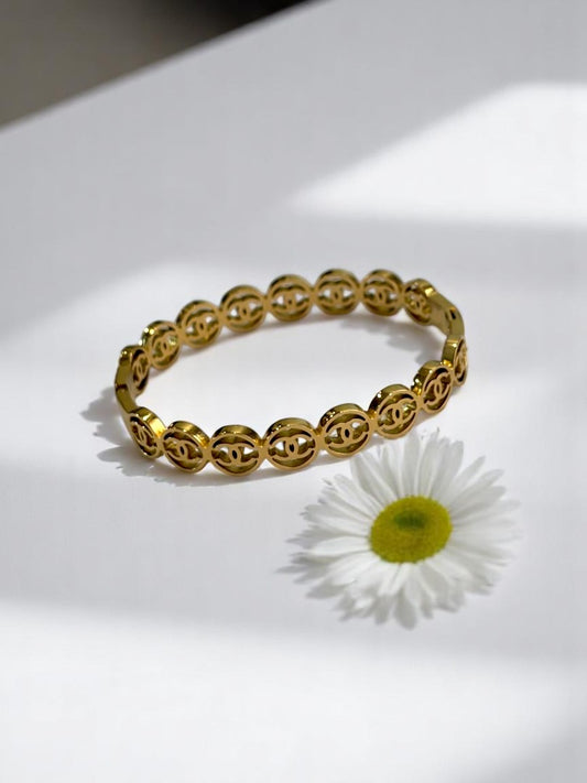 GOLDEN CHANEL WARREN BRACELET