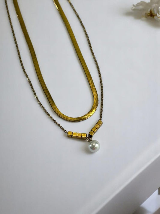 LAYERED PEARL BEGONIA NECKLACE