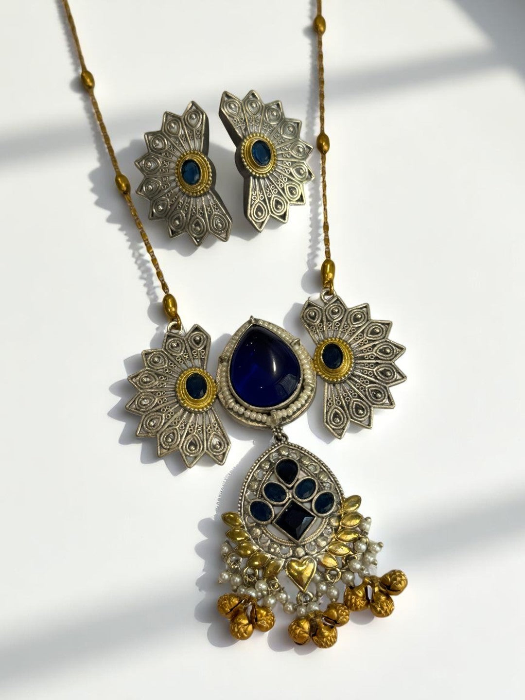 BLUE PIHU GERMAN SILVER JEWELLERY SET