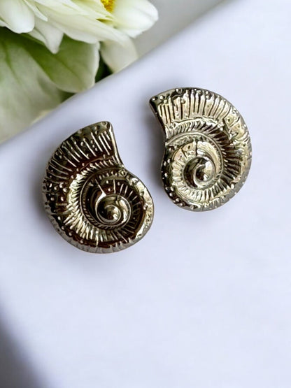SILVER SNAIL JIYANSHI EARRINGS