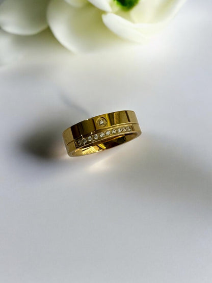 GOLD DIAMOND LINE HARIKSHI RING