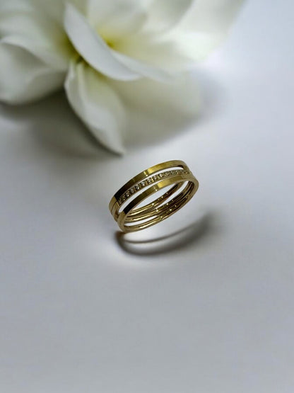 GOLD SLANTING LINE DIAMOND LAKSHMA RING