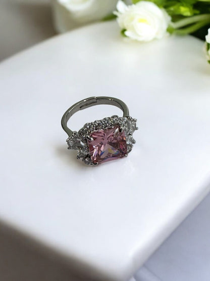 PINK STONE ZURIY RING