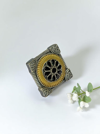BLACK FLOWER AYANI GERMAN SILVER RING