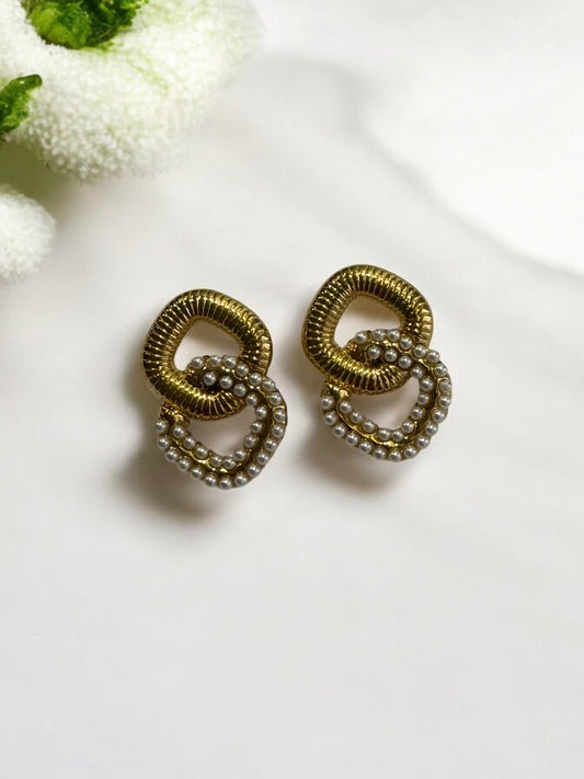 GOLD STACKED SQUARE WRINICA EARRINGS