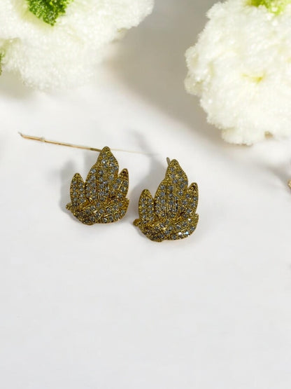 GOLDEN DIAMOND LEAF ALANIA EARRINGS