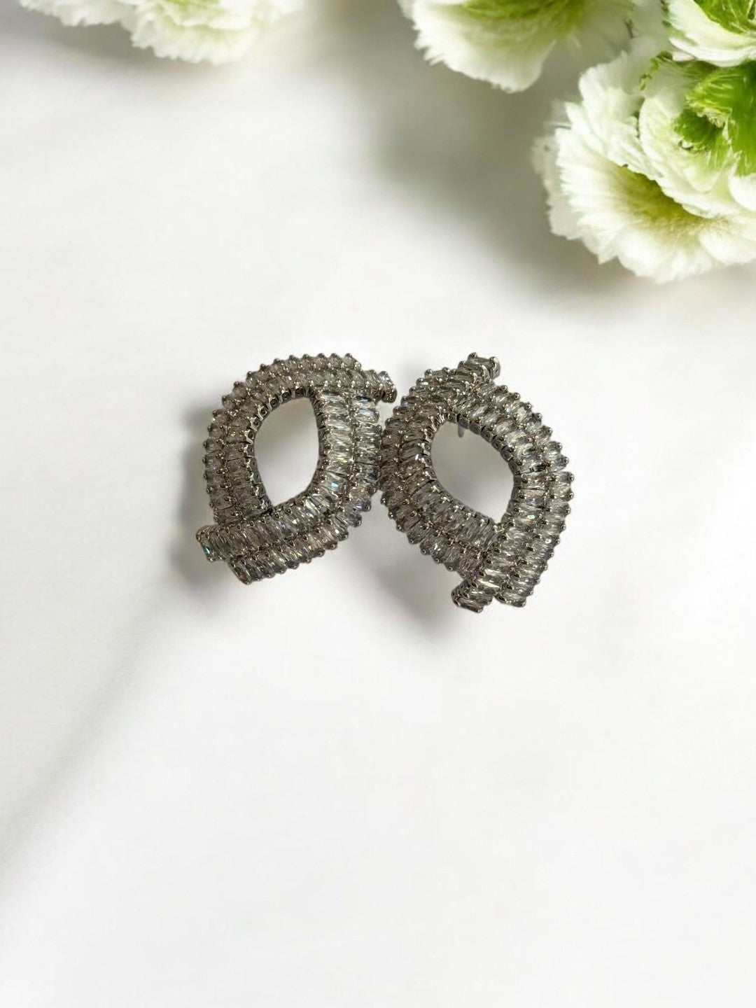 SILVER DIAMOND CALANIA EARRINGS
