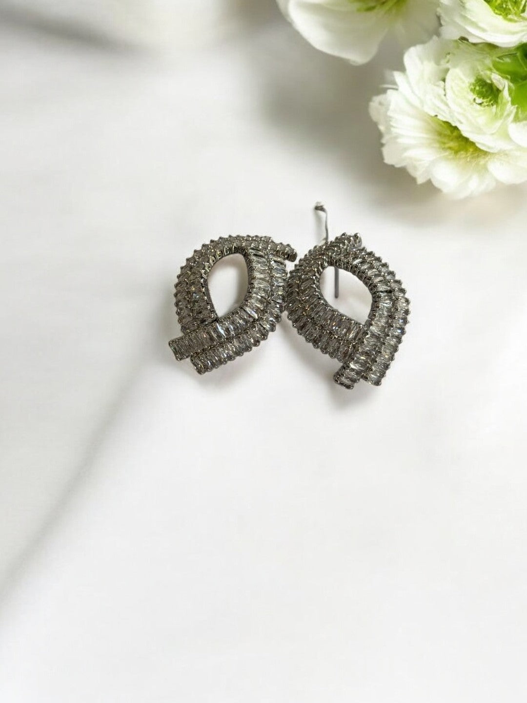 SILVER DIAMOND CALANIA EARRINGS