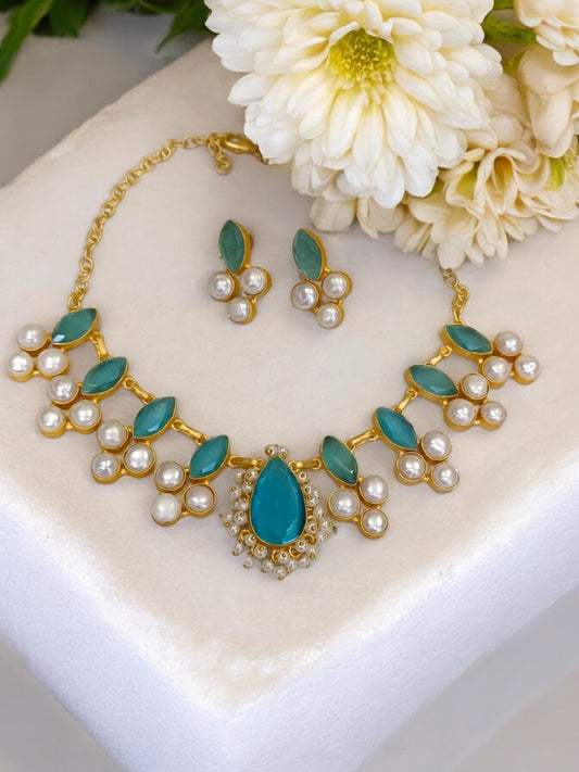 BLUE ABHATI AQUA JEWELLERY SET