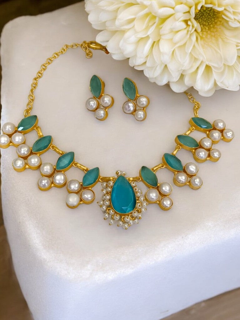 BLUE ABHATI AQUA JEWELLERY SET