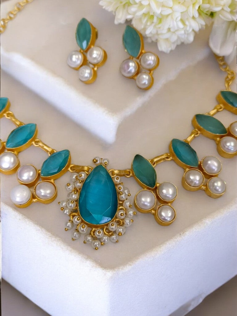 BLUE ABHATI AQUA JEWELLERY SET