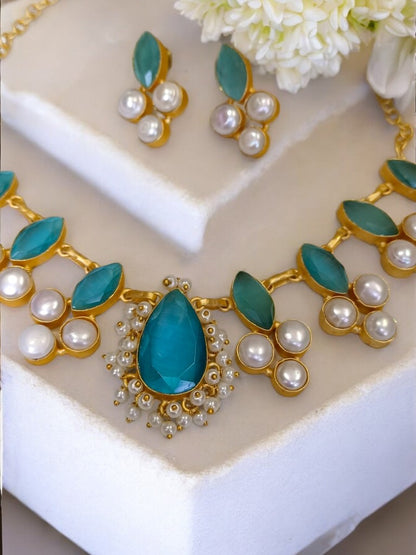 BLUE ABHATI AQUA JEWELLERY SET