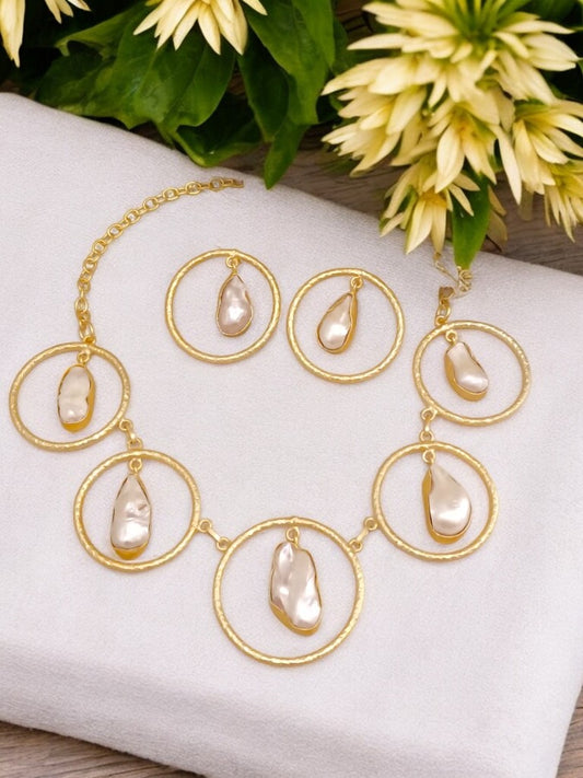 MOTHER OF PEARL AMRITA JEWELLERY SET