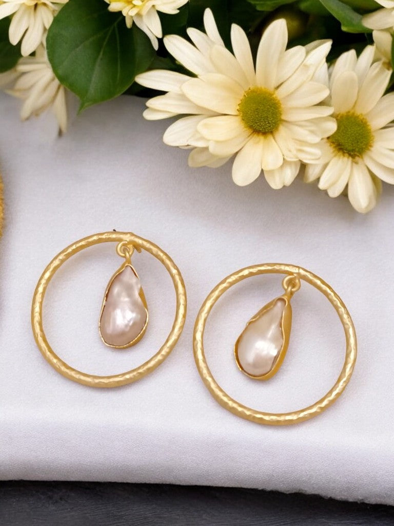 MOTHER OF PEARL AMRITA JEWELLERY SET