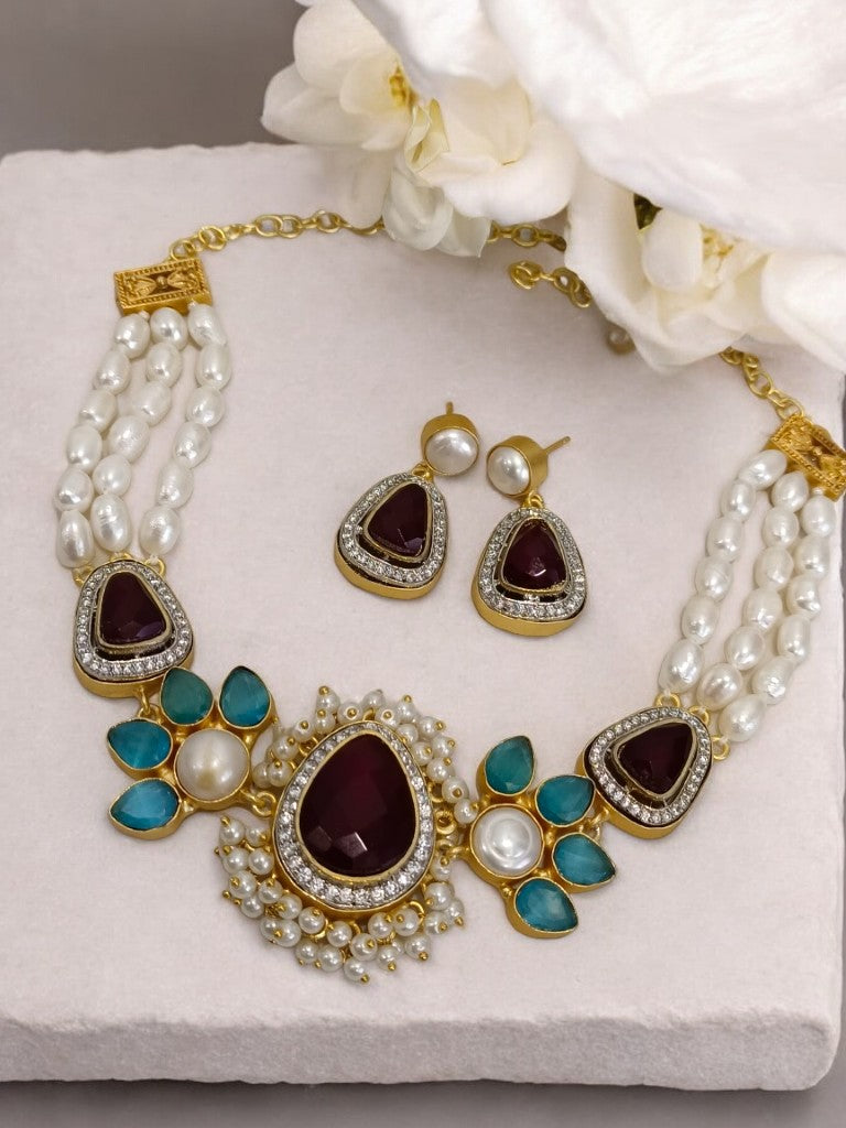 MAROON AND BLUE EZHIL JEWELLERY SET