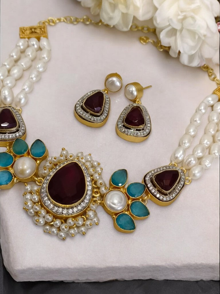 MAROON AND BLUE EZHIL JEWELLERY SET