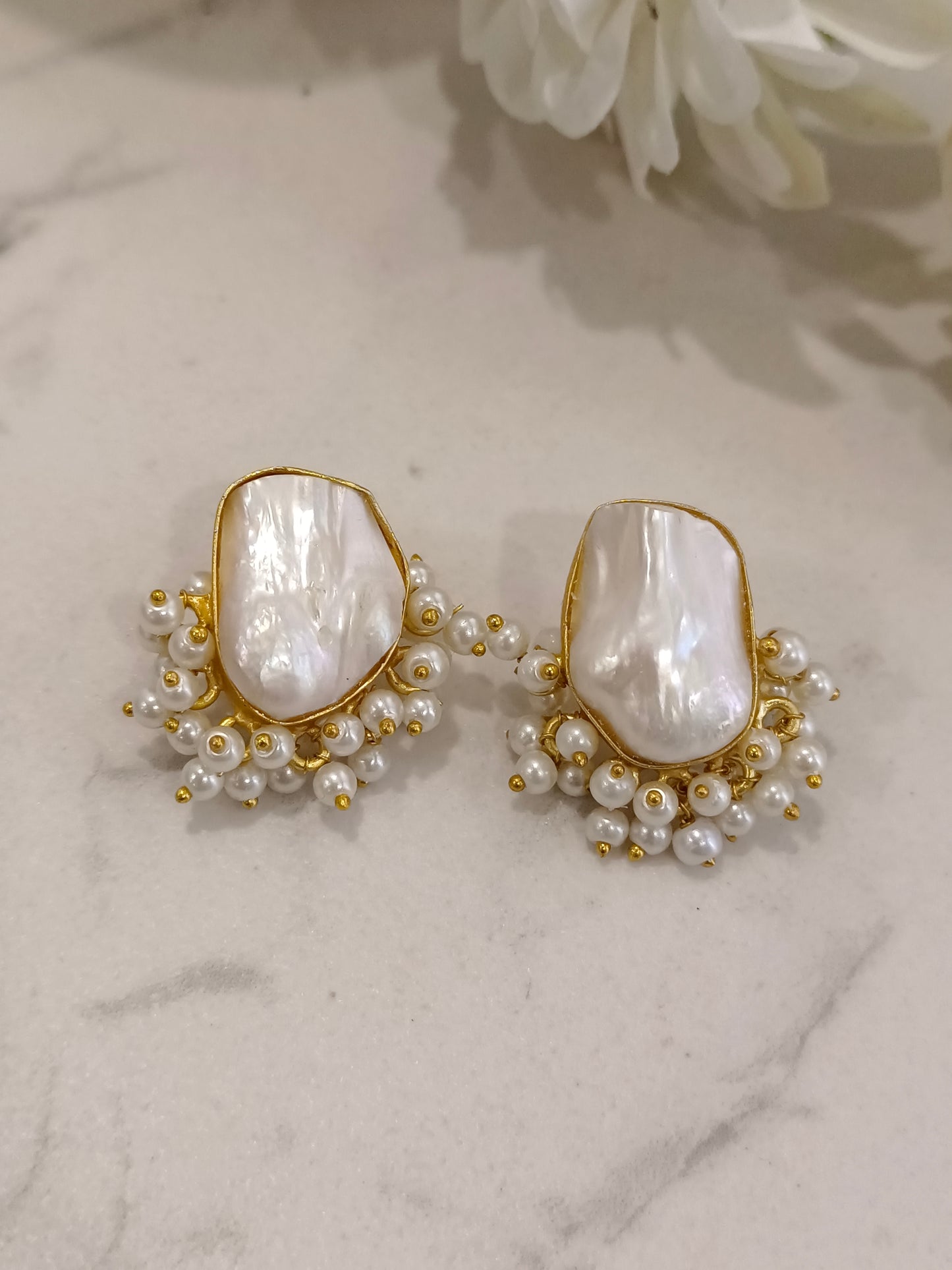 MOTHER OF PEARL KASHVI EARRINGS
