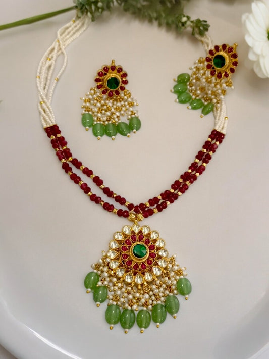 GREEN AAWANYA JADAU JEWELLERY SET