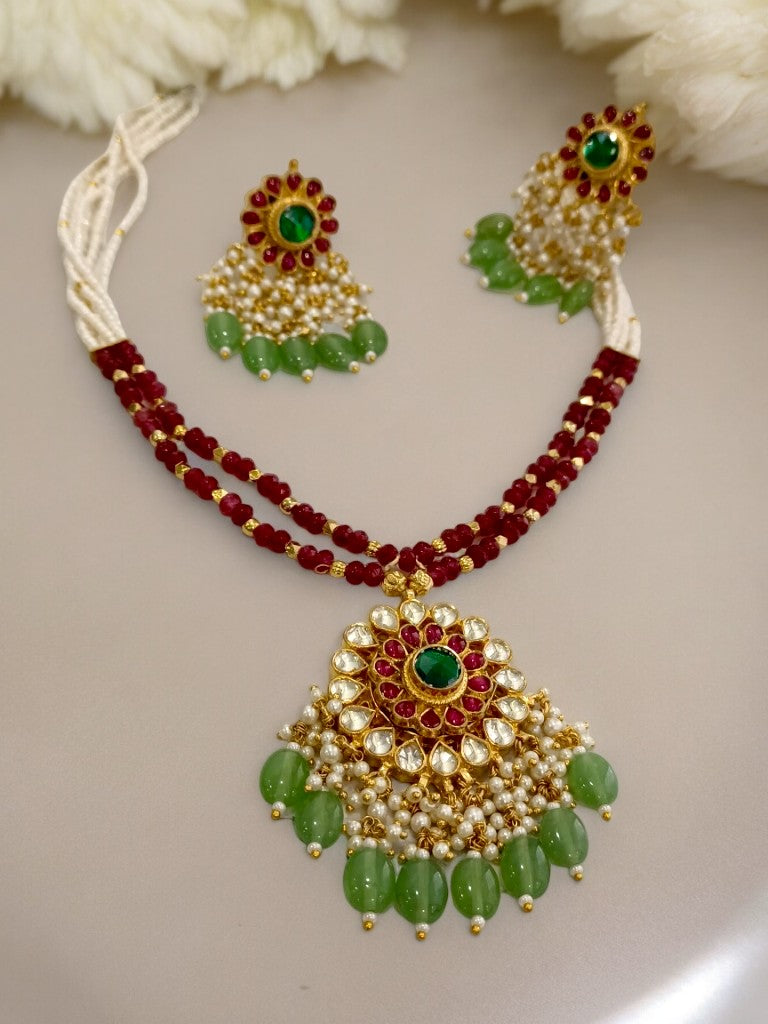 GREEN AAWANYA JADAU JEWELLERY SET