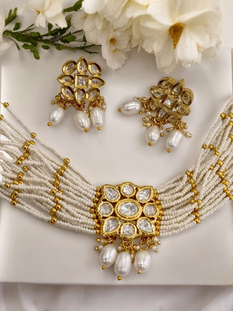 GOLDEN SCERLETTE JEWELLERY SET