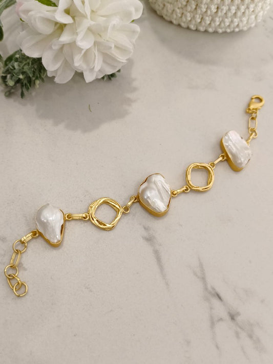 MOTHER OF PEARL GIADA BRACELET