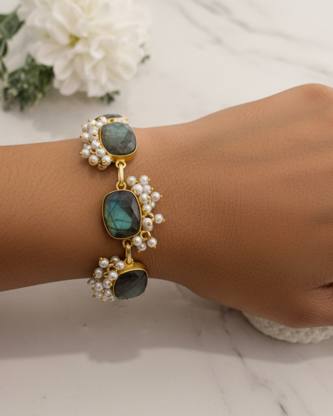 BLUE LILY OCEAN SEMI PRECIOUS BRACELET